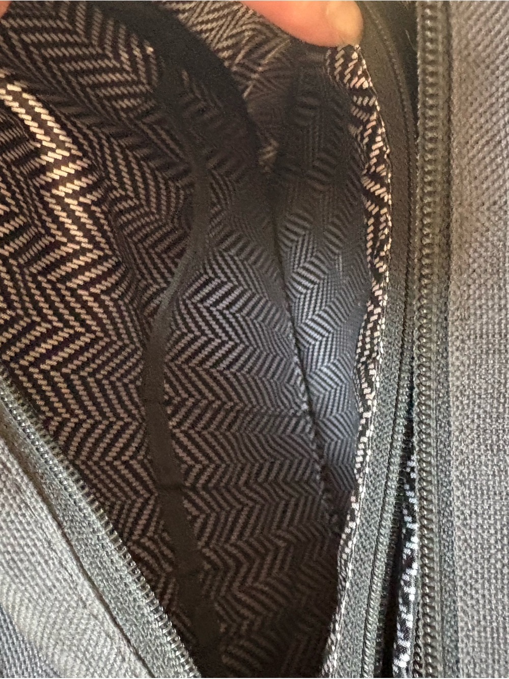 OGIO Brooklyn Messenger Crossbody Bag in Charcoal Gray NWOT - Picture 6 of 12